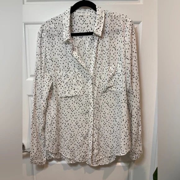 Bella Dahl Clean Front White and Black Dotted Button Down Shirt size Large - Picture 2 of 7